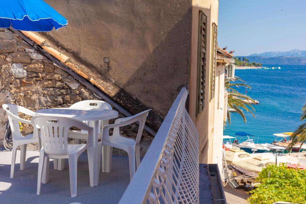 Apartmani Marija Podgora Exteriör bild