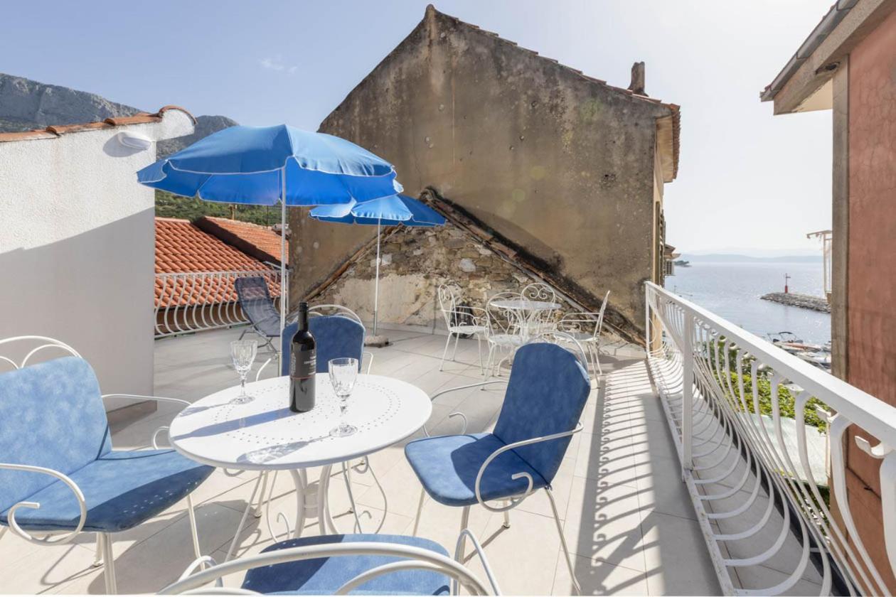 Apartmani Marija Podgora Exteriör bild