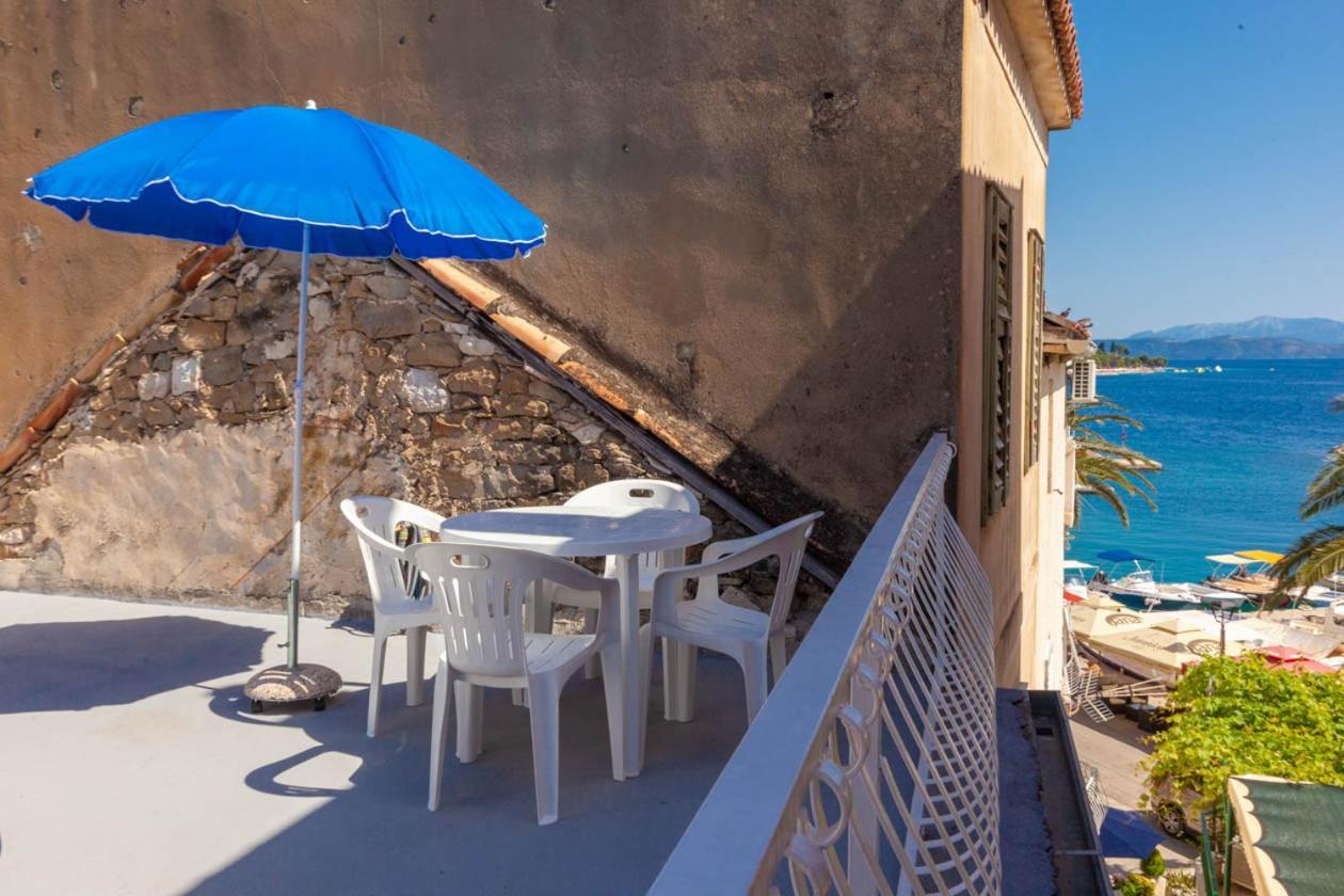 Apartmani Marija Podgora Exteriör bild